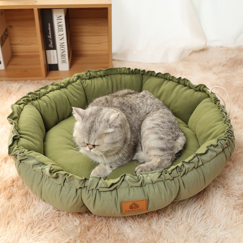 Reversible donut cat bed