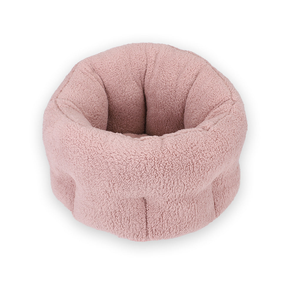 Plush pet bed product display