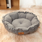 Reversible donut cat bed in Green